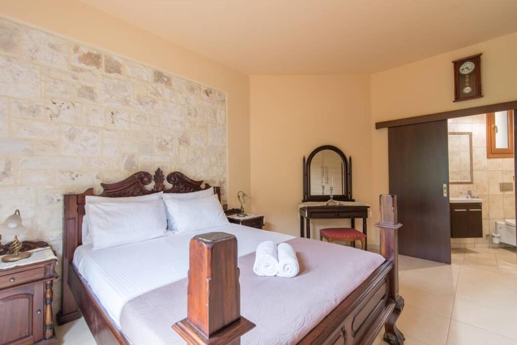 Heraklion Comfy House With Mountain View Luaran gambar