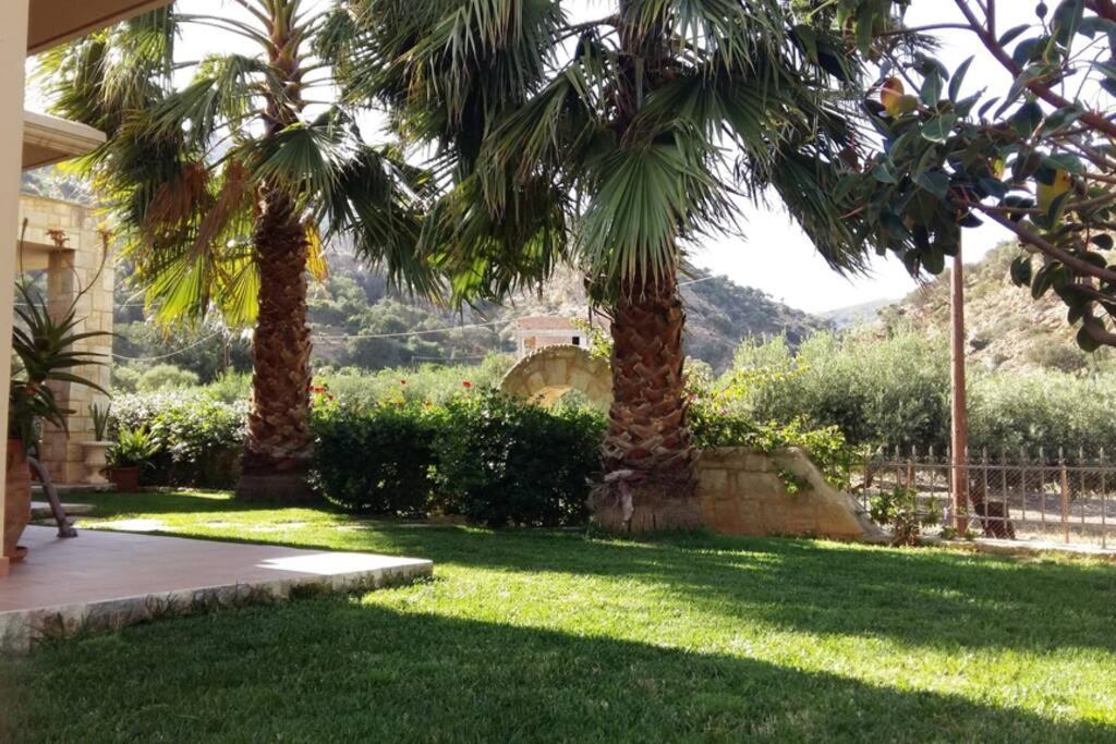 Heraklion Comfy House With Mountain View Luaran gambar