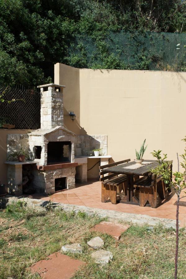Heraklion Comfy House With Mountain View Luaran gambar