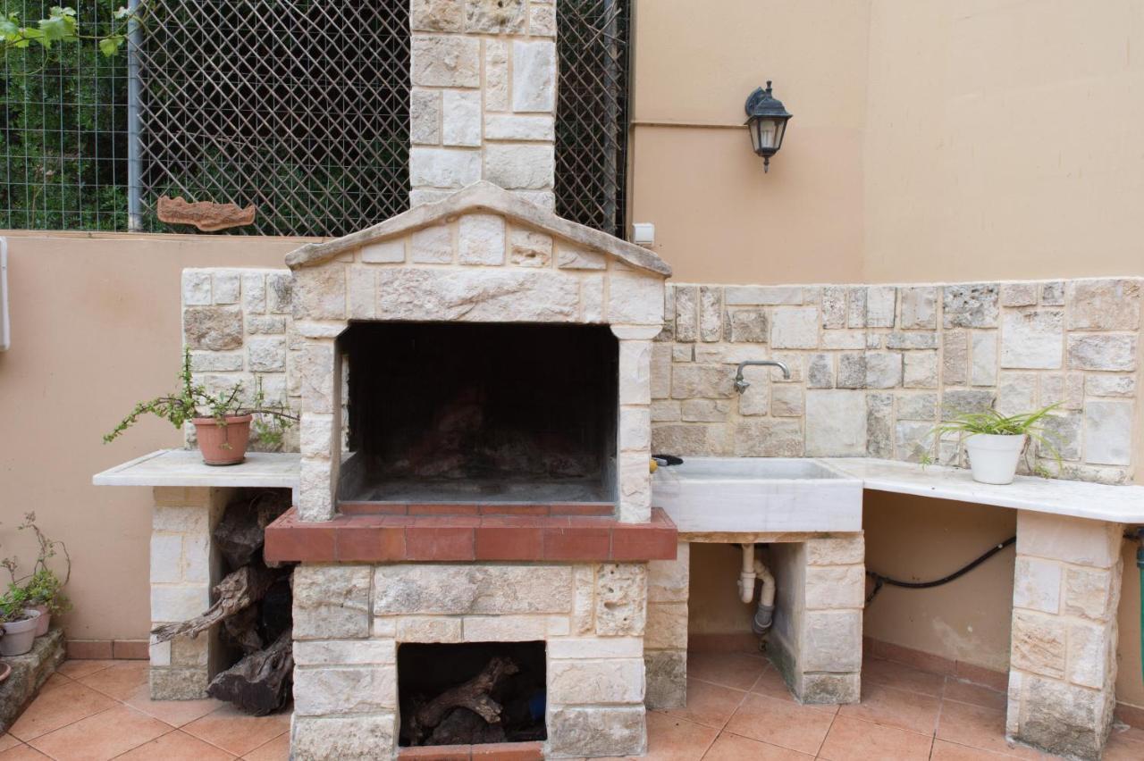 Heraklion Comfy House With Mountain View Luaran gambar