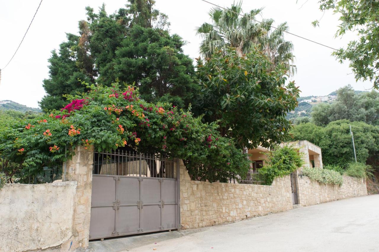 Heraklion Comfy House With Mountain View Luaran gambar