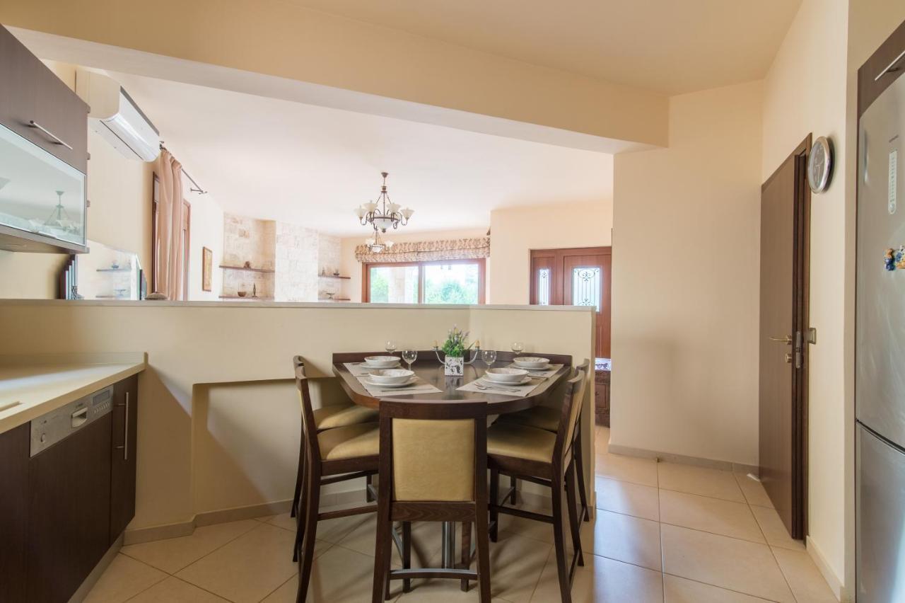 Heraklion Comfy House With Mountain View Luaran gambar